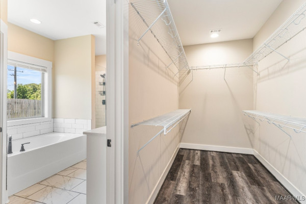 107 Driftwood Court
