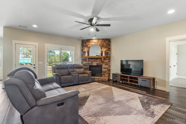 107 Driftwood Court