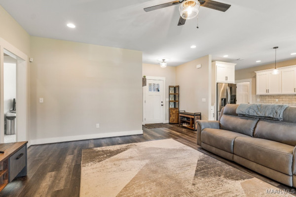 107 Driftwood Court