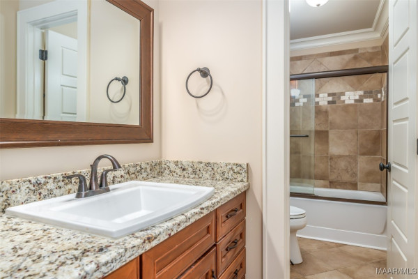 8460 Rockbridge Circle