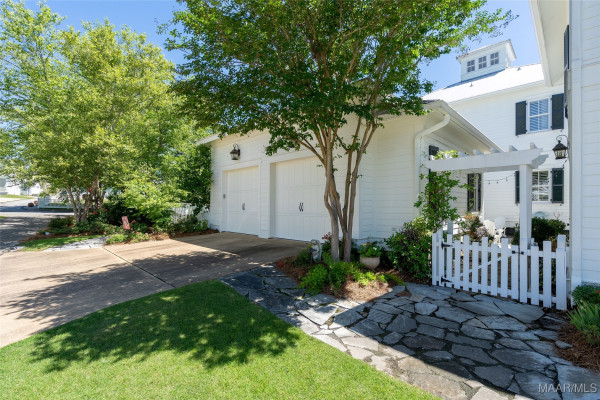 23 Waters View Drive