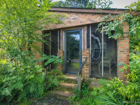 4122 Macedonia Drive