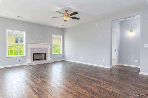 208 Lismore Place