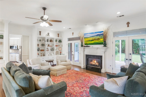 2261 Vaughn Lane