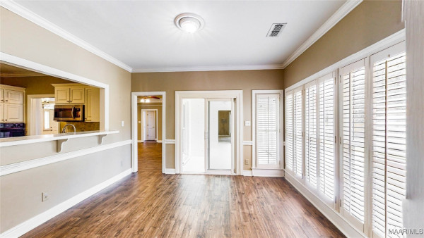8600 Willowbrook Court