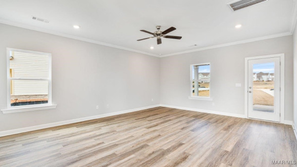 6338 Town Lane