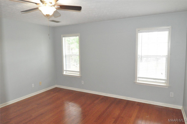 913 SILVER CREEK Circle