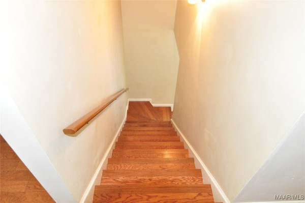913 SILVER CREEK Circle