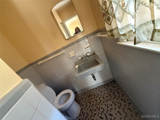 1734 Robison Hill Road