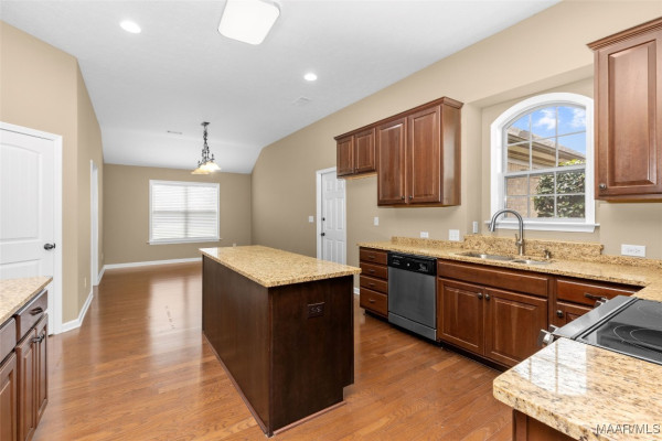 9000 FINSBURRY Court