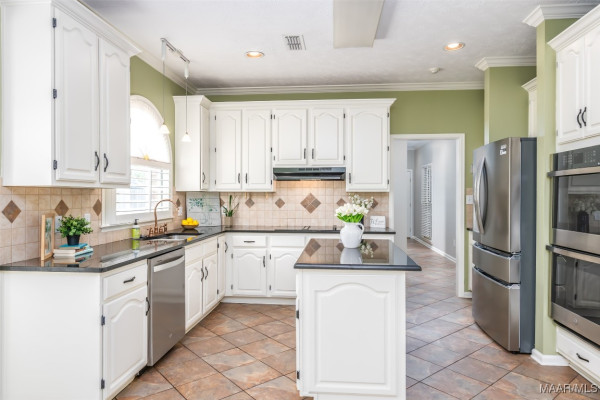 3049 Fieldcrest Drive