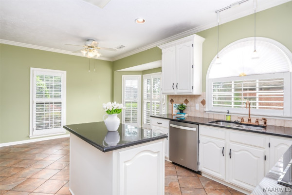 3049 Fieldcrest Drive