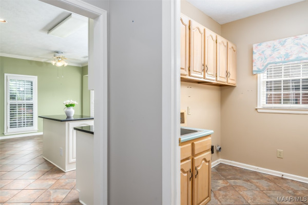 3049 Fieldcrest Drive