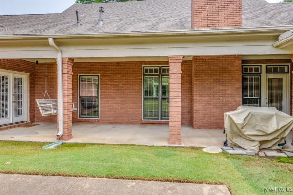 3049 Fieldcrest Drive