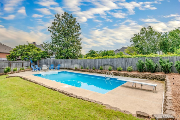 3049 Fieldcrest Drive