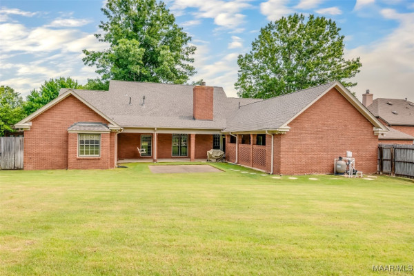 3049 Fieldcrest Drive
