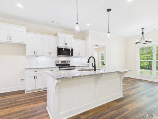 123 Trotter's View Road