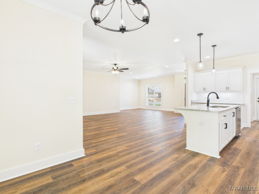 123 Trotter's View Road