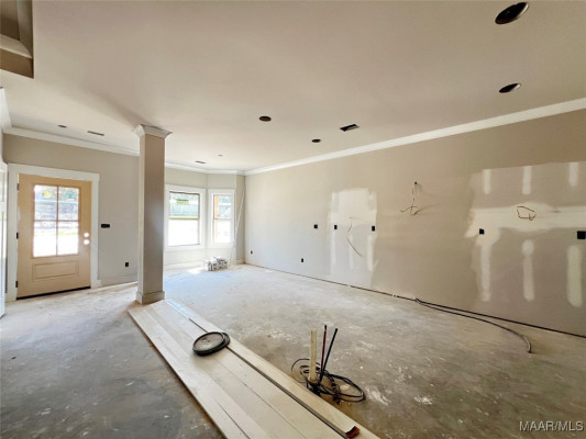 22 Mockingbird Lane
