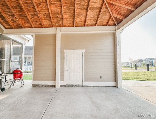 279 Crosslake Way