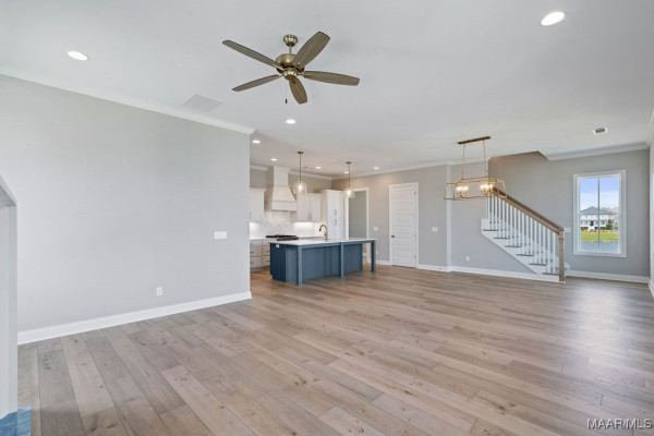 279 Crosslake Way