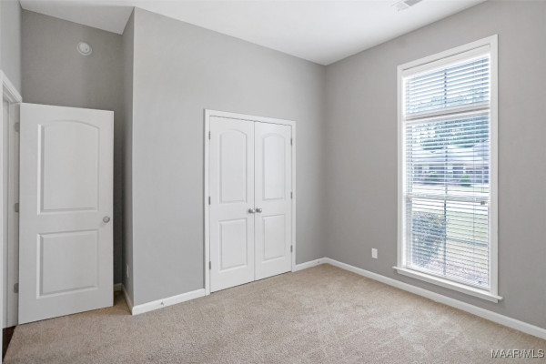 9416 Crescent Lodge Circle