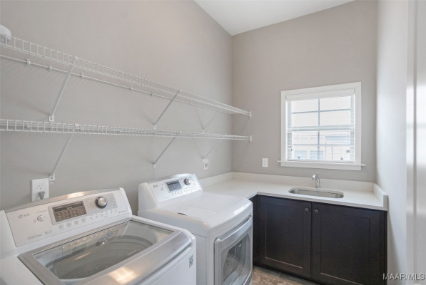9416 Crescent Lodge Circle