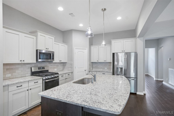 9416 Crescent Lodge Circle