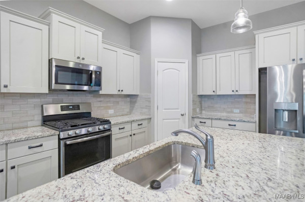 9416 Crescent Lodge Circle
