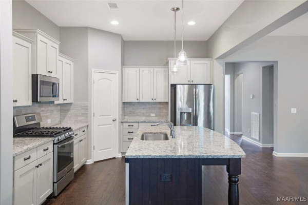 9416 Crescent Lodge Circle