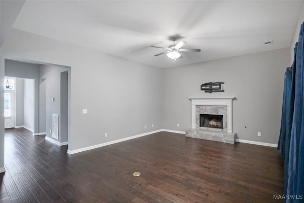 9416 Crescent Lodge Circle