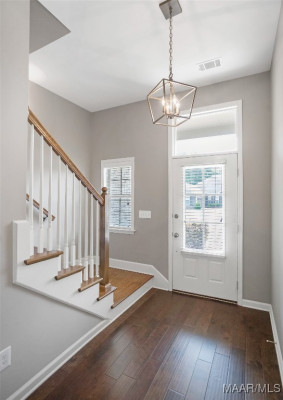 9416 Crescent Lodge Circle