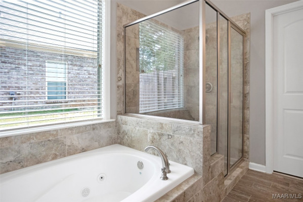 9416 Crescent Lodge Circle