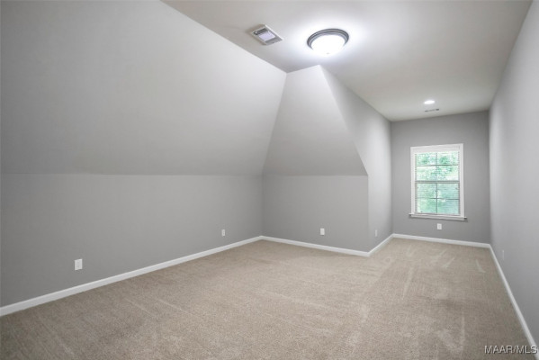 9416 Crescent Lodge Circle