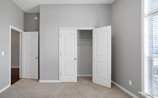 9416 Crescent Lodge Circle