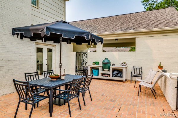2751 Fernway Drive