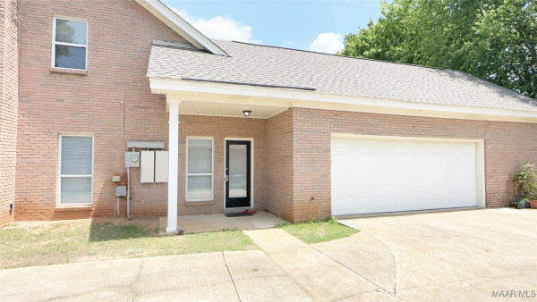1571 Meriwether Circle