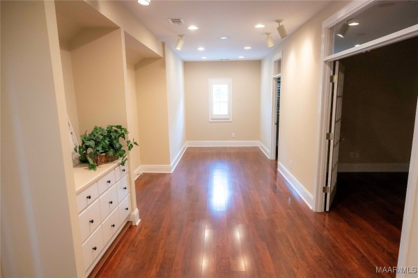 8661 Asheworth Drive