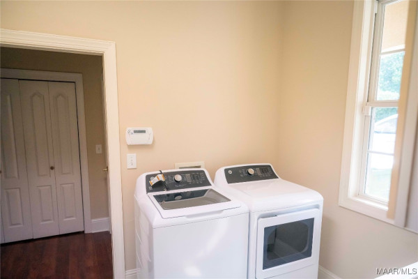 8661 Asheworth Drive