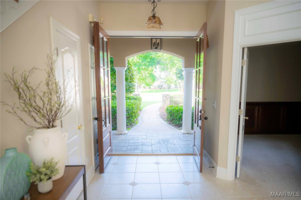 8661 Asheworth Drive