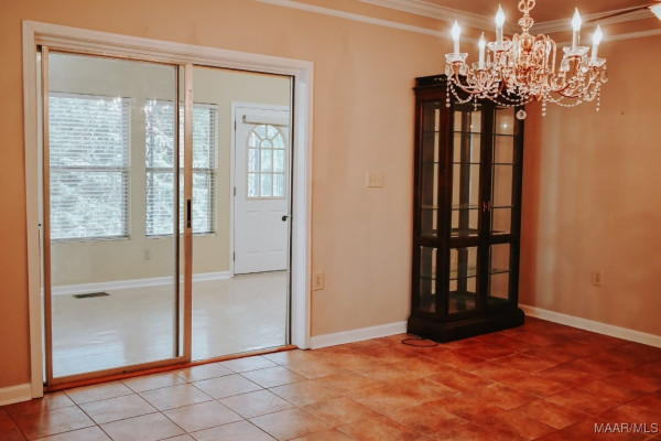 813 Lake Region Circle