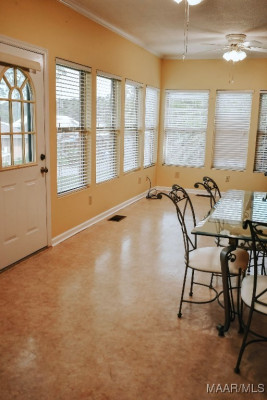 813 Lake Region Circle