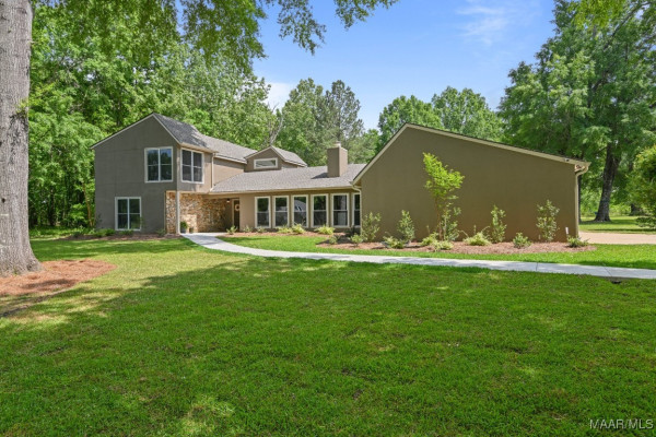 838 Williamsburg Drive