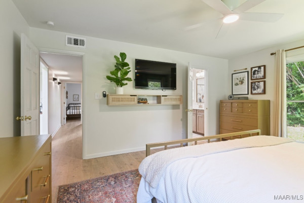 838 Williamsburg Drive