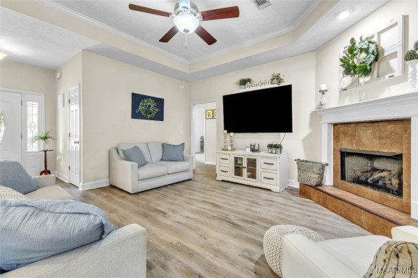 190 Sherwood Trail