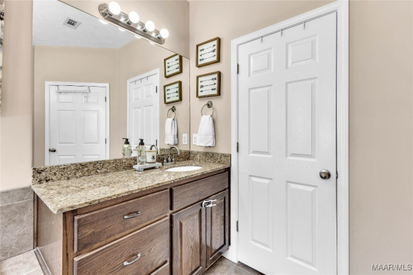 190 Sherwood Trail