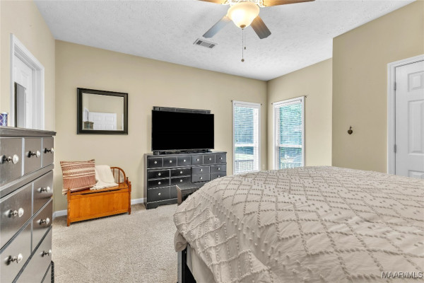 190 Sherwood Trail