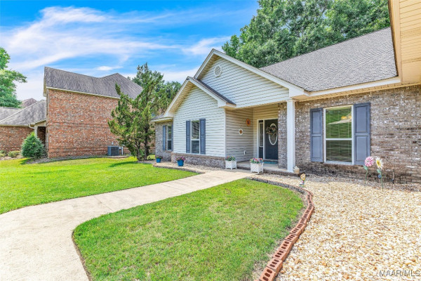 190 Sherwood Trail