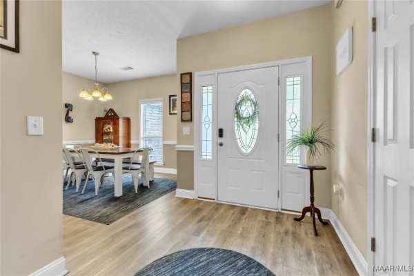 190 Sherwood Trail