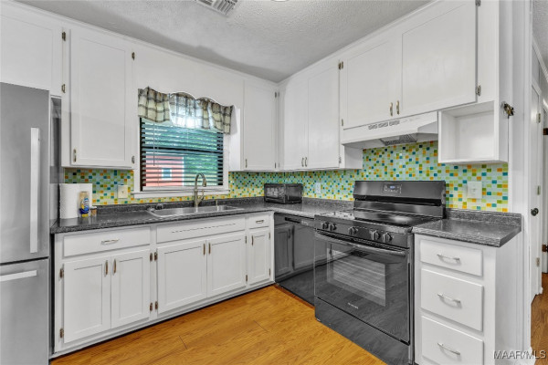 211 MURFEE Drive